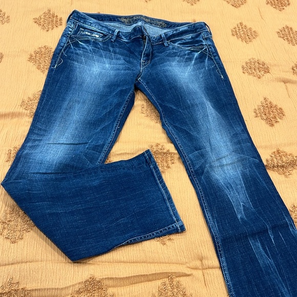 EXPRESS barely boot Zelda, slim fit ultra low rise jeans - Picture 2 of 6